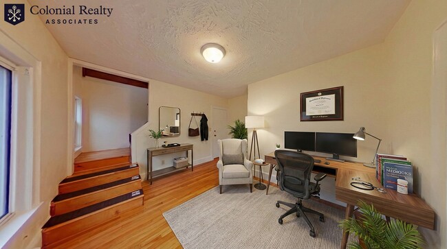 Building Photo - 174 Cushing St