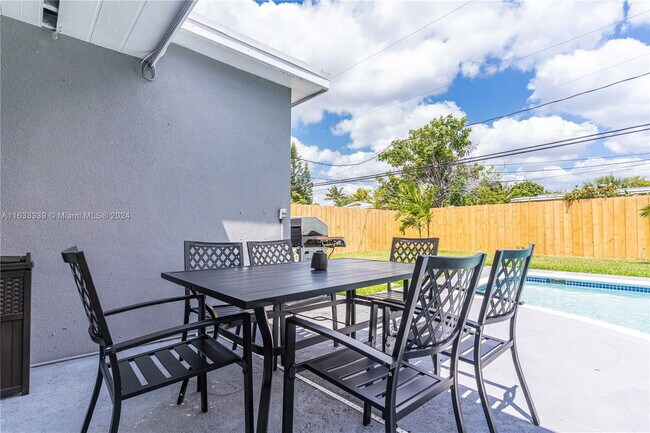 Foto del edificio - 7681 Sheridan St