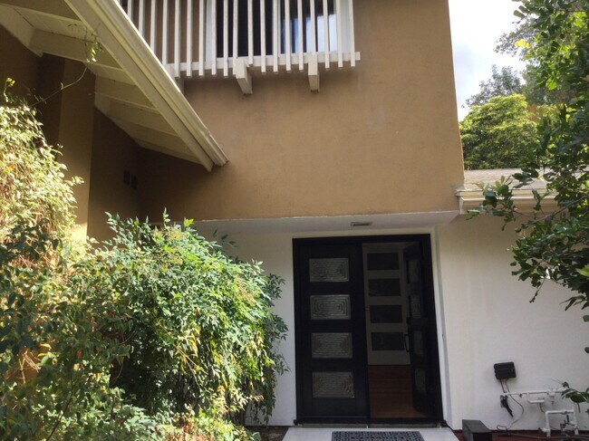 Foto del edificio - 22798 Avenue San Luis