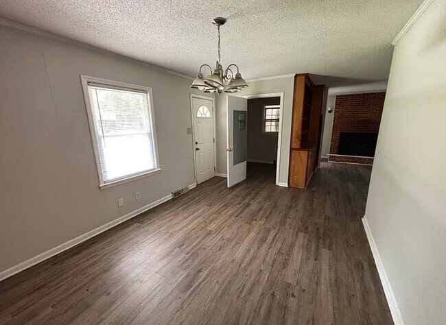 Foto del edificio - 106 Oakmont Ave