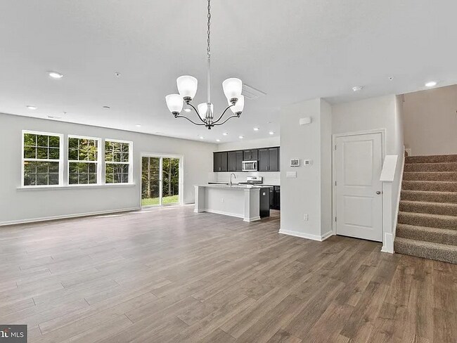 Foto del edificio - 225 Correri St