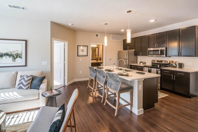 Foto del edificio - 8229 Kingsbrook Rd