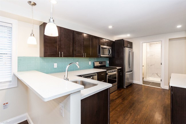 Foto del edificio - 6 br, 5 bath  - 40 Harvard St