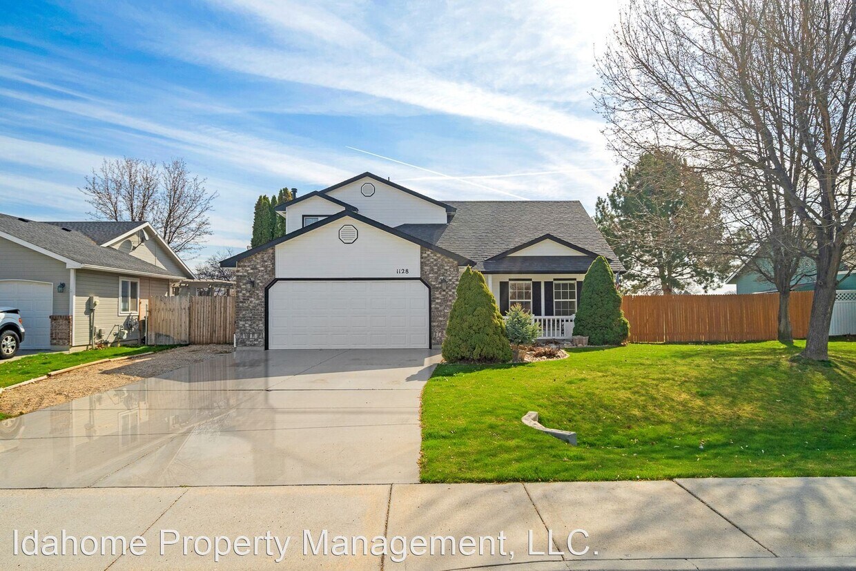 Foto principal - 3 br, 2 bath House - 1128 N Maura Ave