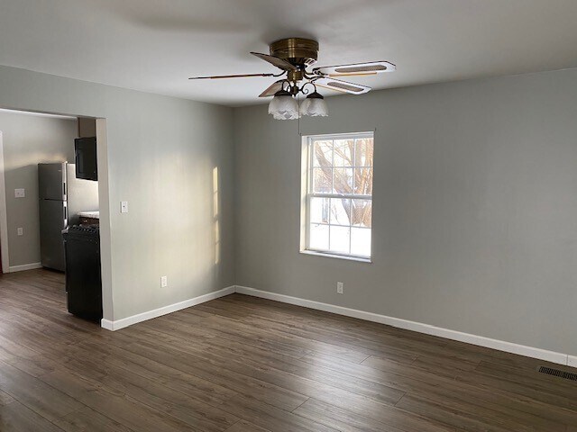 Foto del edificio - 2417 Fairmount Pkwy