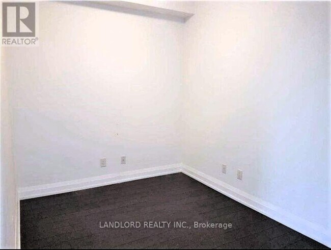 Photo du bâtiment - 3520 Danforth Ave