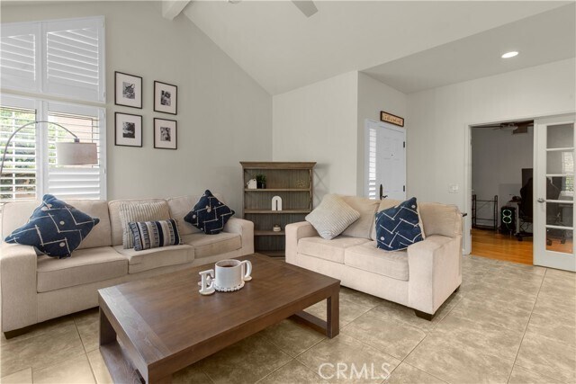 Foto del edificio - 6118 Garnet Cir