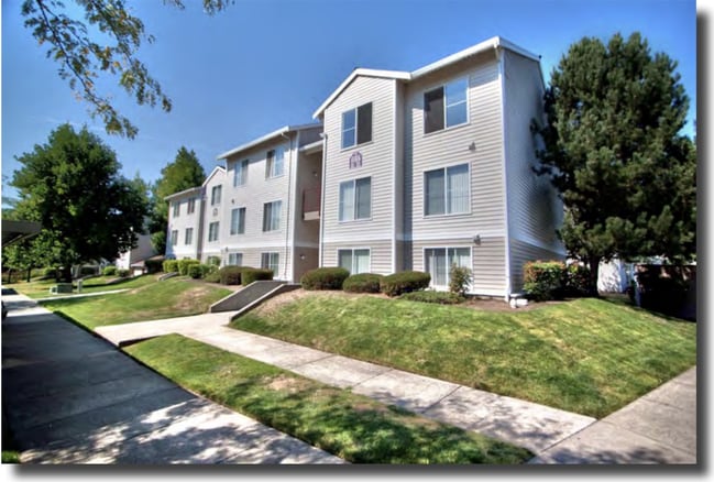 Building Photo - 3172 SW Doyle Pl