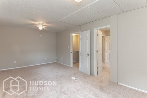 Foto del edificio - 2906 Elmwood Dr