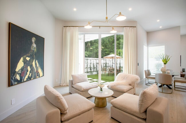 Building Photo - 126 Sunset Cove Ln