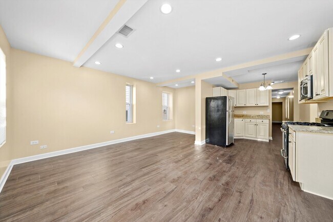 Foto del edificio - 552 W Cullerton St