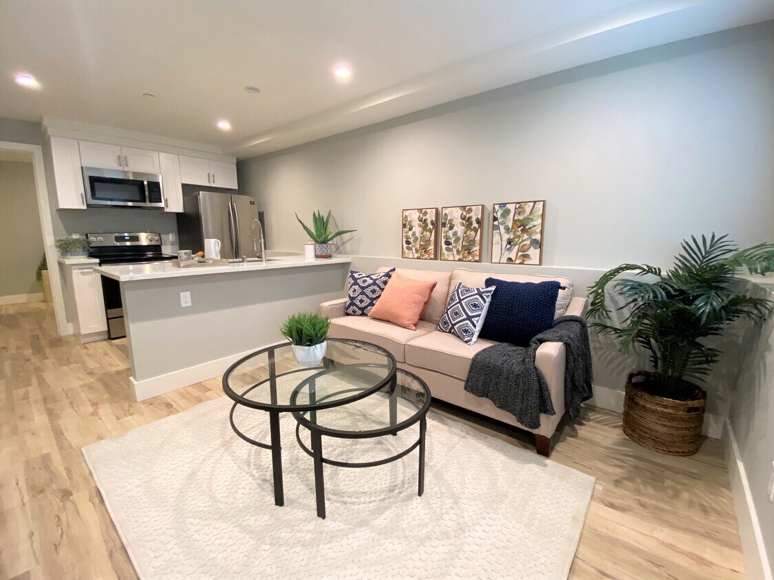 Foto principal - 1324 8th Ave