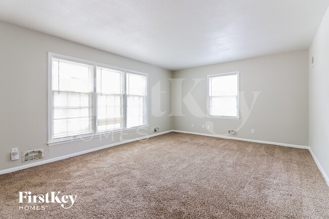 Foto del edificio - 3508 S Leslie Ave