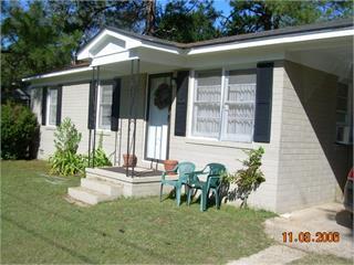 Primary Photo - 404 Sunset Ln