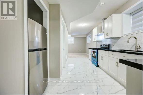 Building Photo - 54 Spachman St