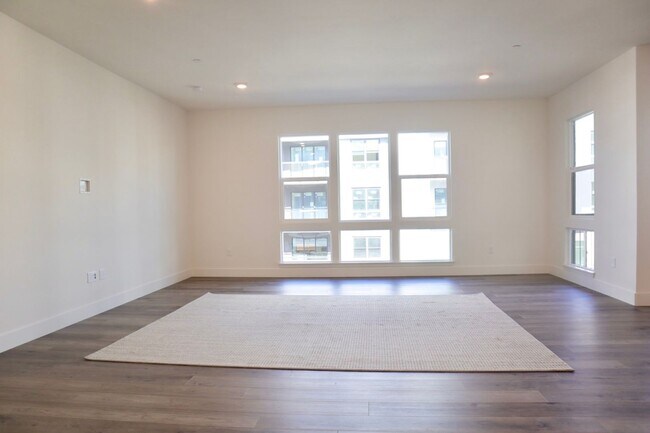 Foto del edificio - State of the Art Condo located in Fremont! – Metro West Community!