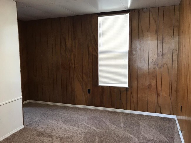 Building Photo - 2 bedroom in Vallejo CA 94590
