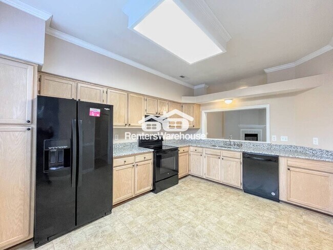 Foto del edificio - 434 S Lake Cir