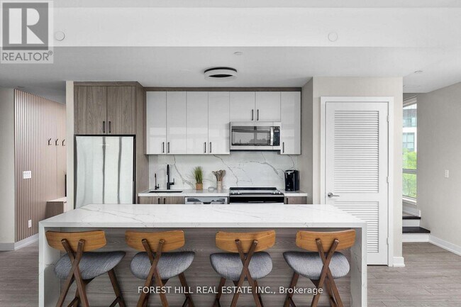 Building Photo - 317 Broward Wy.