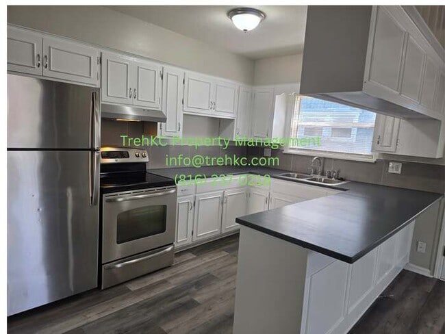 Building Photo - 1860 E 76th Terrace