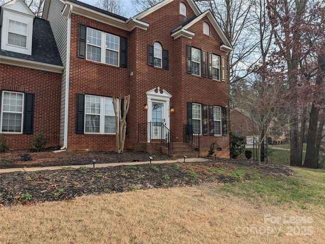 Building Photo - 1013 Muirfield Dr