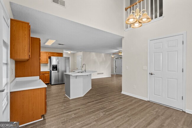 Foto del edificio - 2155 Southbrook Ridge NW