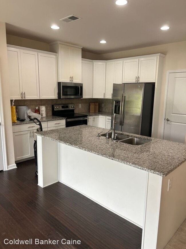 Foto del edificio - 3 br, 2.5 bath House - 129 Middleby Way