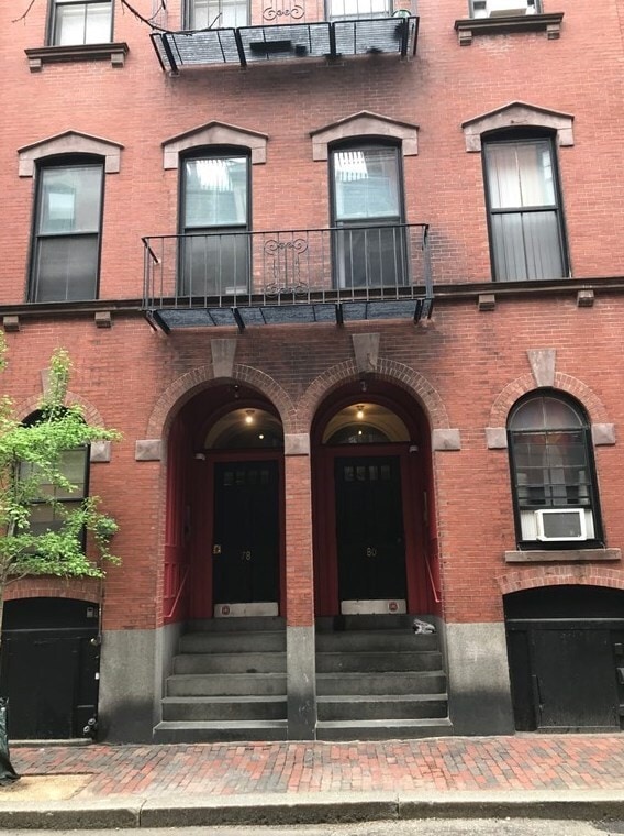 Building Photo - 80 Myrtle St