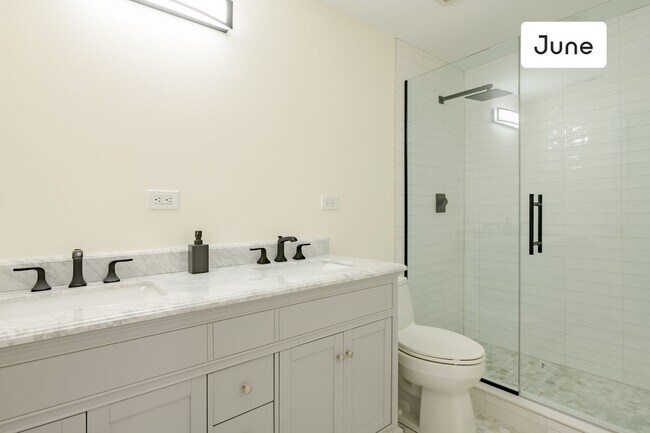 Foto del edificio - ROOM ONLY in 4-bed/2.5-bath Home