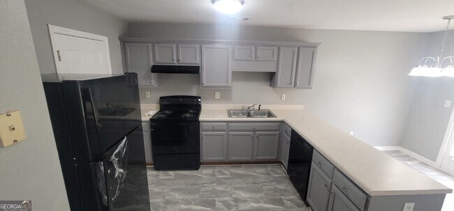 Foto del edificio - 6004 Creekerton Blvd