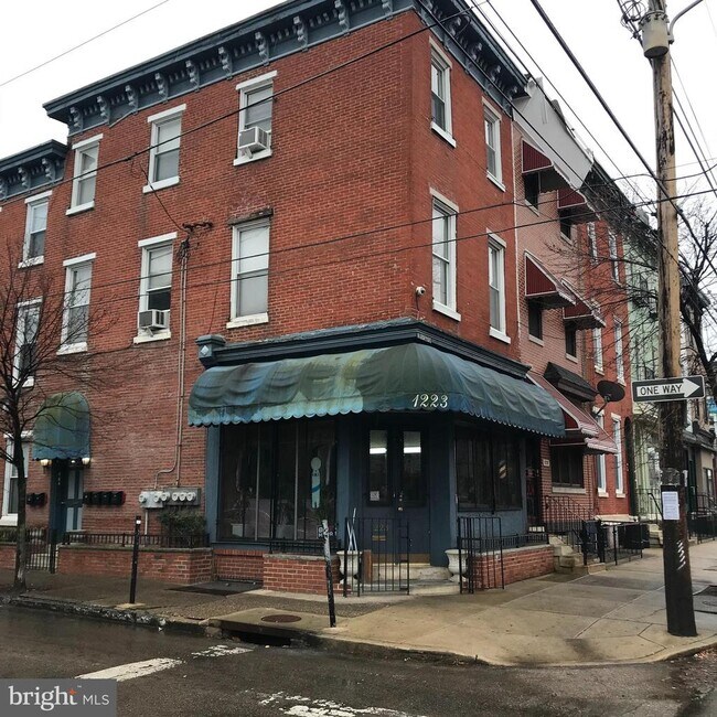 Foto del edificio - 1223 N 29th St