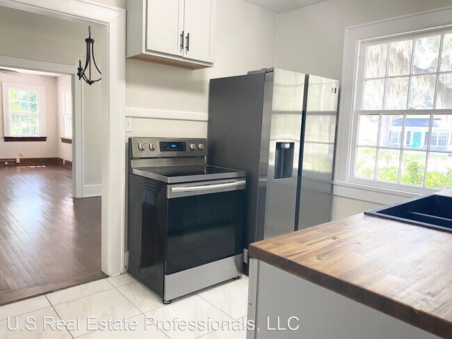 Building Photo - 3 br, 2 bath House - 113 E Wilson Ave
