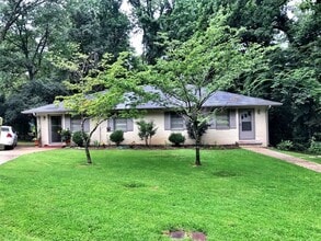 Building Photo - 10-11 Cherokee Hills