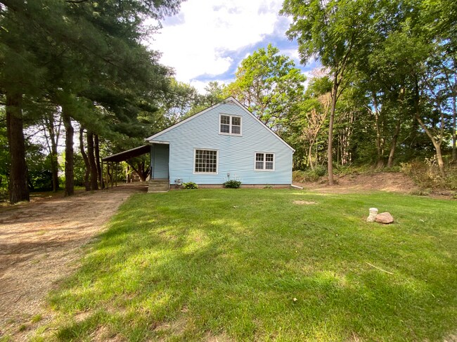 Building Photo - 4637 West River Dr NE