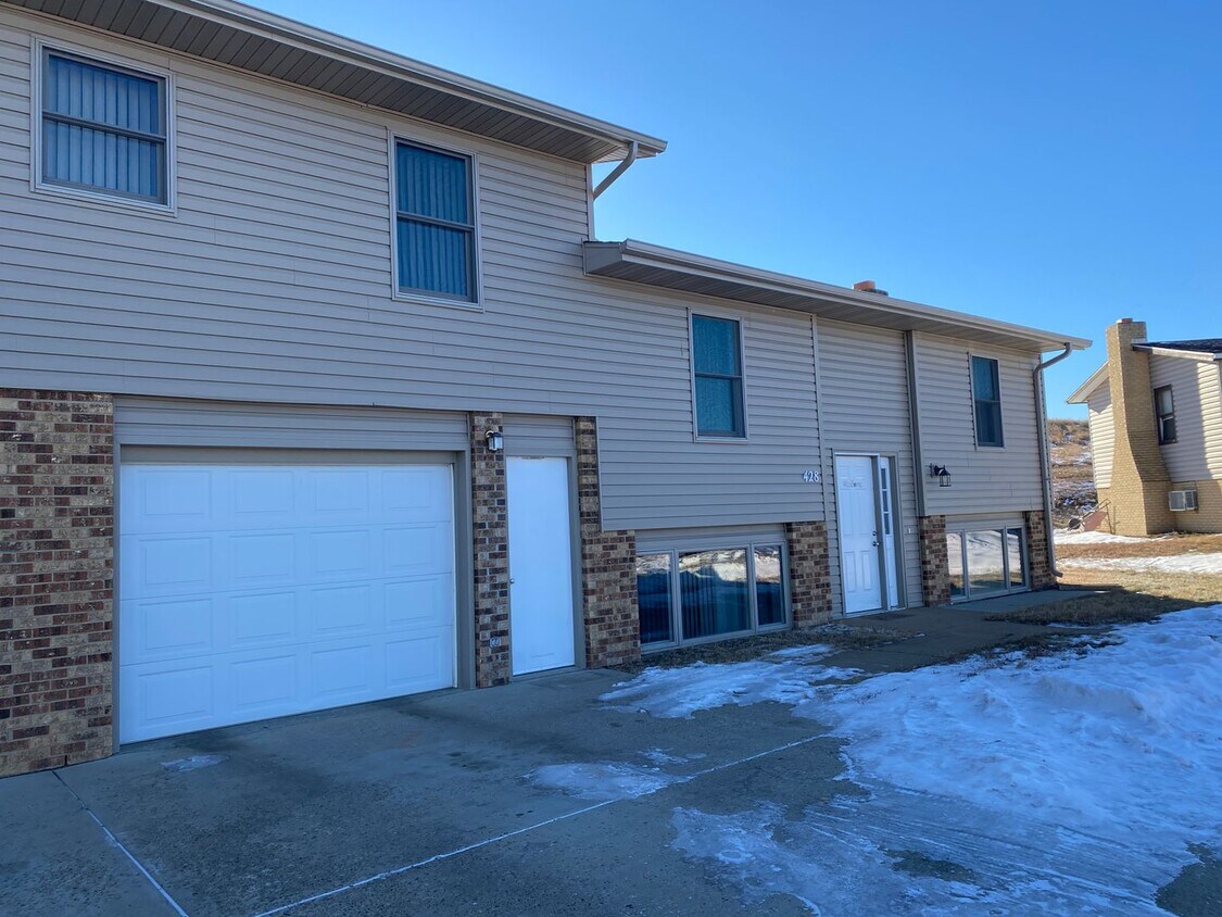 Primary Photo - Beautiful, Spacious 3 bed Condo for Rent