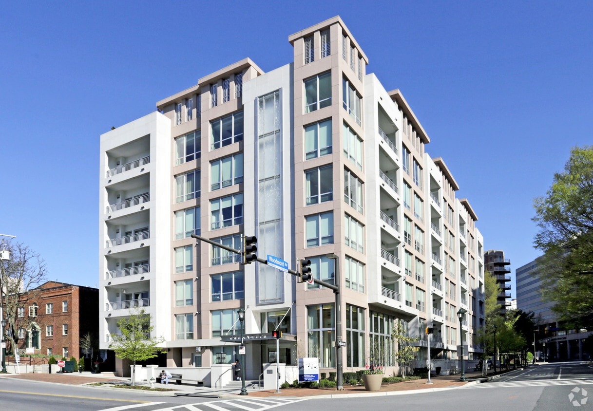 The Lauren Residences Apartments Bethesda, MD