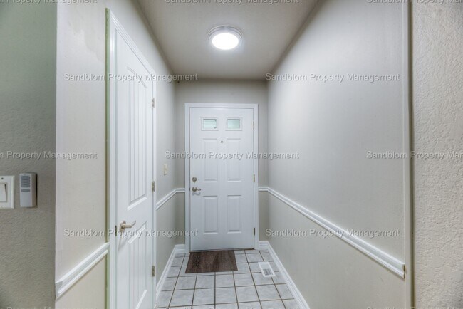 Foto del edificio - FOR LEASE | Owasso | $1550 Rent | 3 Bed, 2...