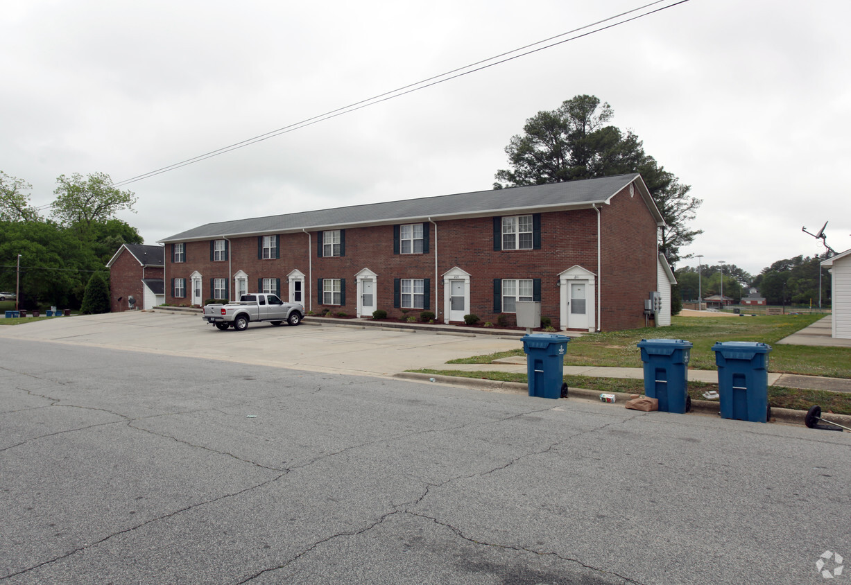 Foto principal - Tyler Ridge Apartments