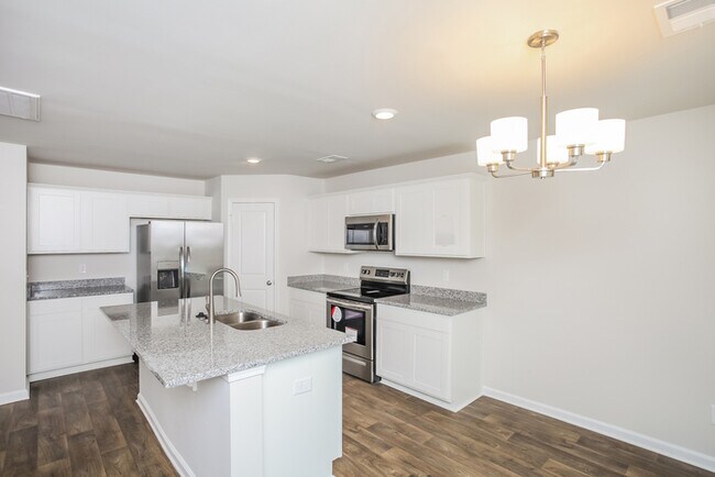 Building Photo - Come tour this beautiful home today!