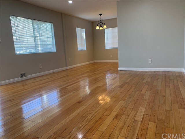 Building Photo - 10806 Larrylyn Dr