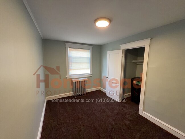 Foto del edificio - 207 Long Ln