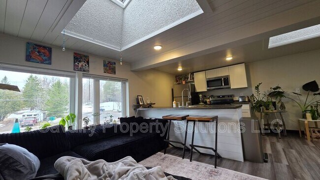 Foto del edificio - 3947 E Calvary Rd