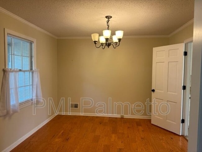 Building Photo - 1417 Murrayhill Cir