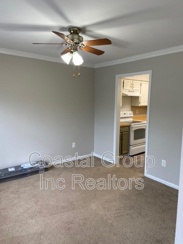 Building Photo - 3540 Sir Wilfred Pl