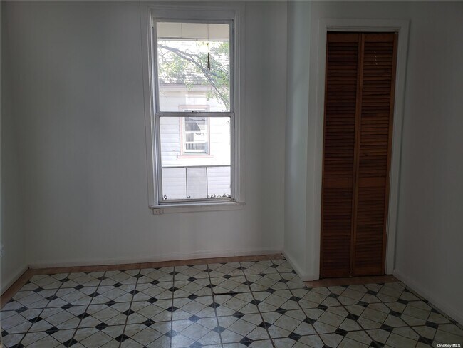 Building Photo - 94-21 134th St