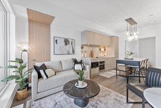 Building Photo - 28 Ann St