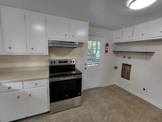 Building Photo - 8779 W 63rd Pl