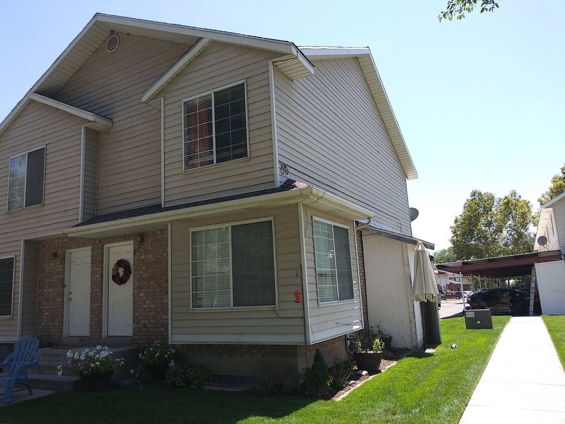 Primary Photo - Newly renovated American Fork townhome