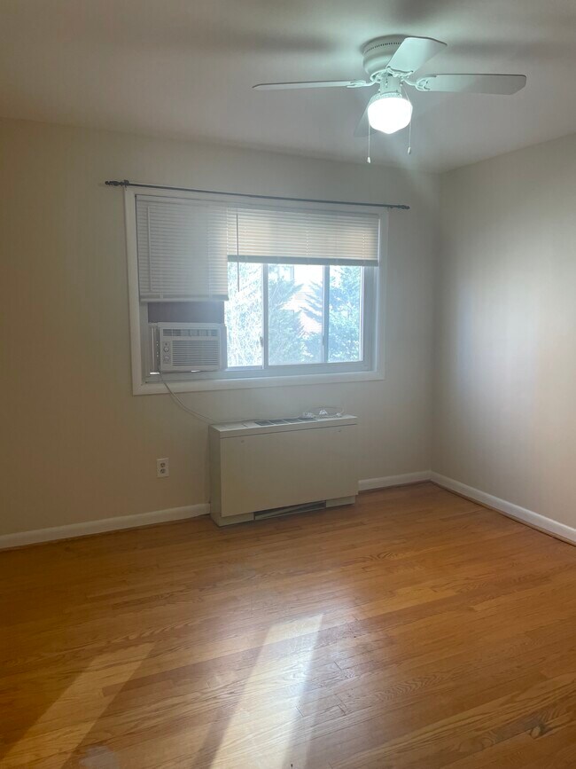 Foto del edificio - Ballston Garden Apartments