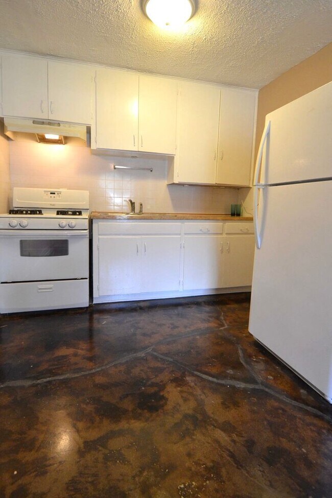 Foto del edificio - 2/1 House in Hip East Austin!